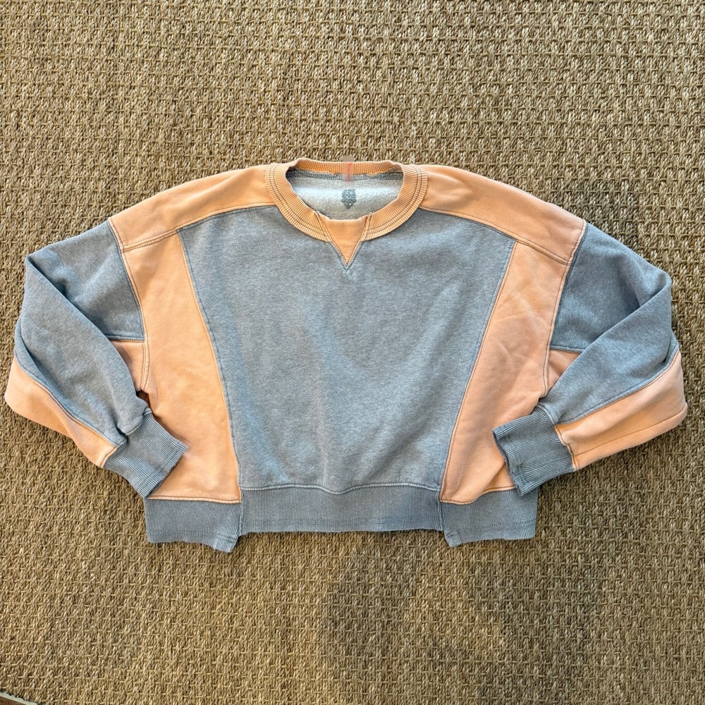 Free People Intercept Colorblock Sweatshirt. Size Small. Heather Grey Melon.